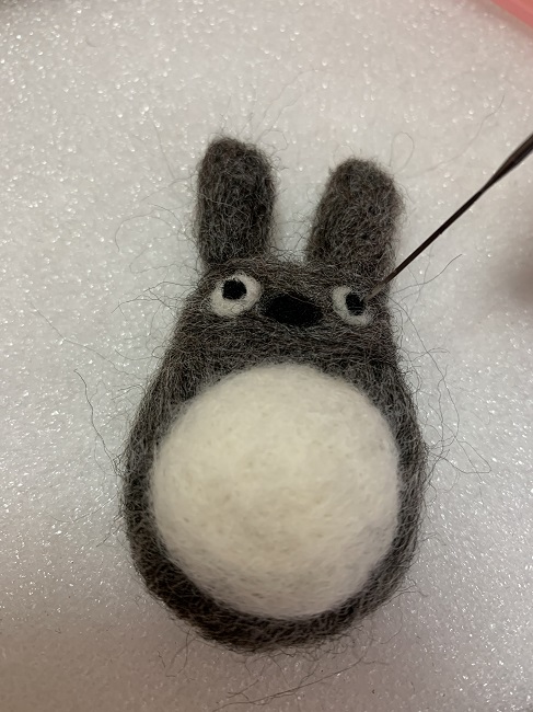 羊毛フェルトのトトロの作り方