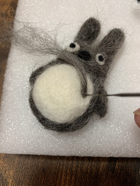 羊毛フェルトのトトロの作り方