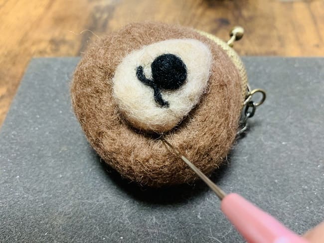 羊毛フェルトのがま口の作り方