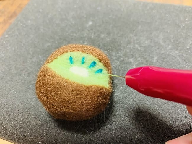 羊毛フェルトの【ゼスプリ】キウイブラザーズの作り方 羊毛フェルトの【ゼスプリ】キウイブラザーズの作り方