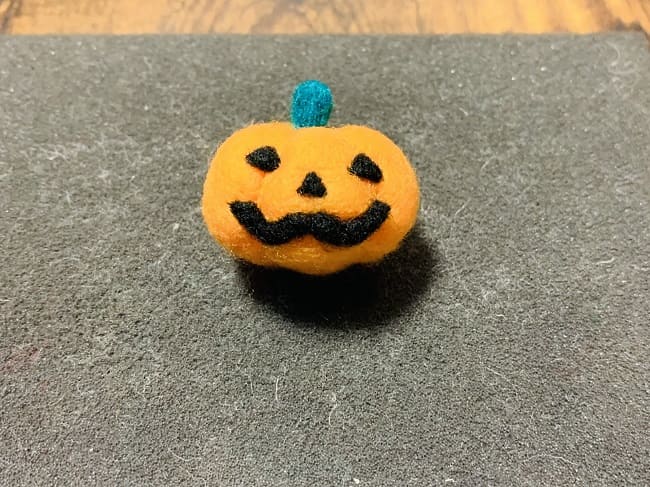 羊毛フェルトのハロウィンかぼちゃの作り方